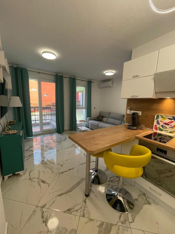 Sun&Moon Apartment Obzor Bagian luar foto